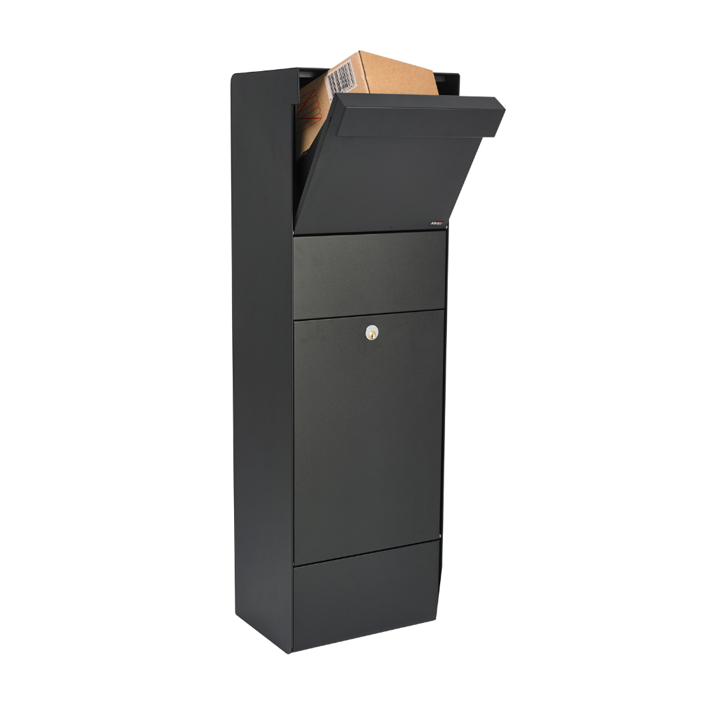 Allux Grundform Parcel brievenbus in zwart kleur. Duurzame en weerbestendige buitenbrievenbus van hoogwaardige kwaliteit, met modern ontwerp en ruime capaciteit voor brieven en pakketjes.